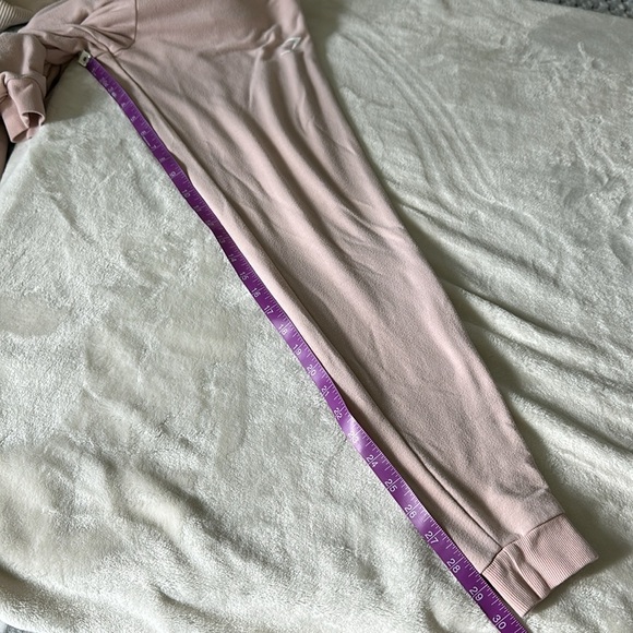 Gymshark Blush Pink Joggers - Picture 10 of 10